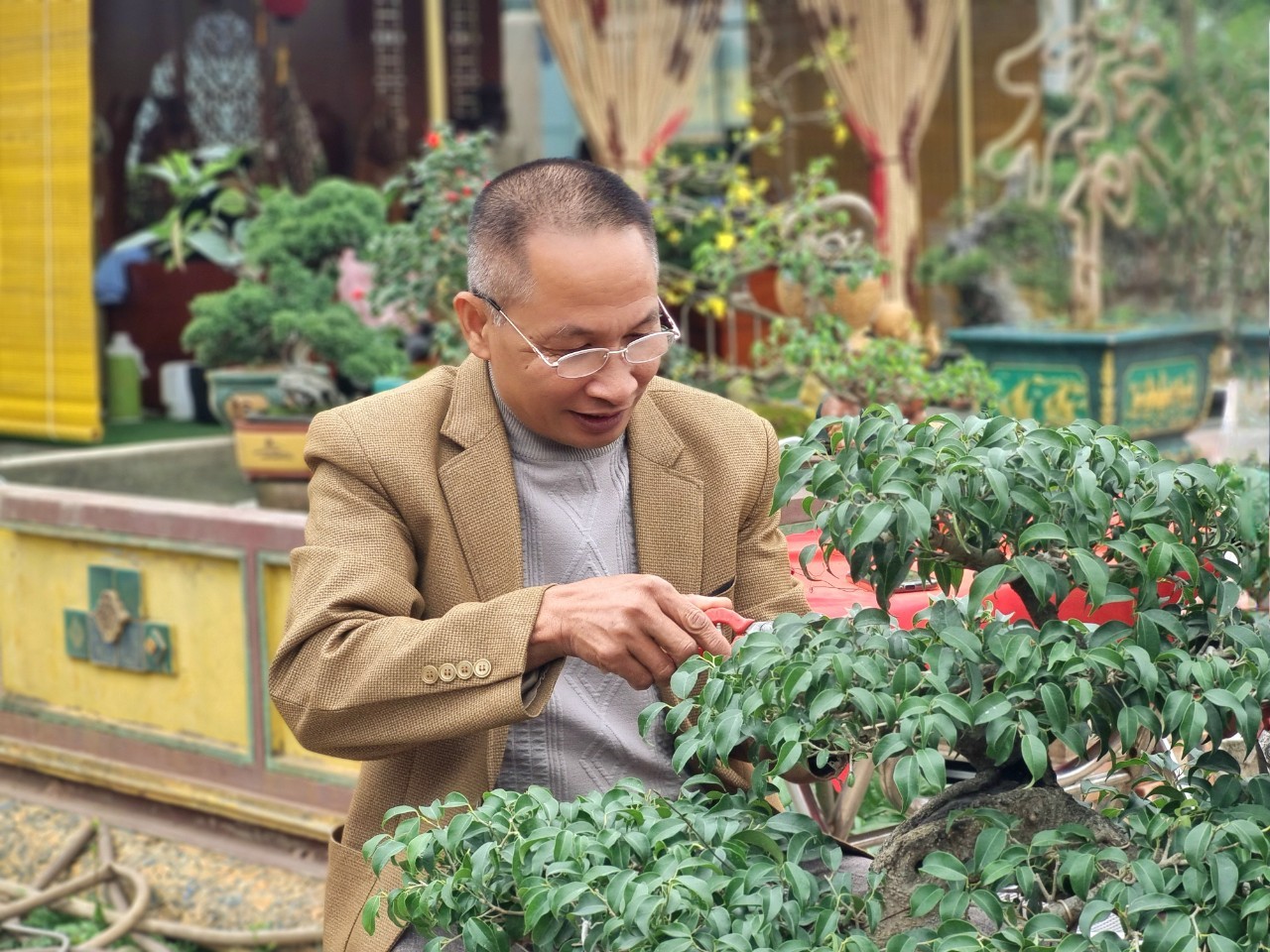 Tấm gương sáng trong chuyển đổi mô hình kinh tế do nông dân làm chủ